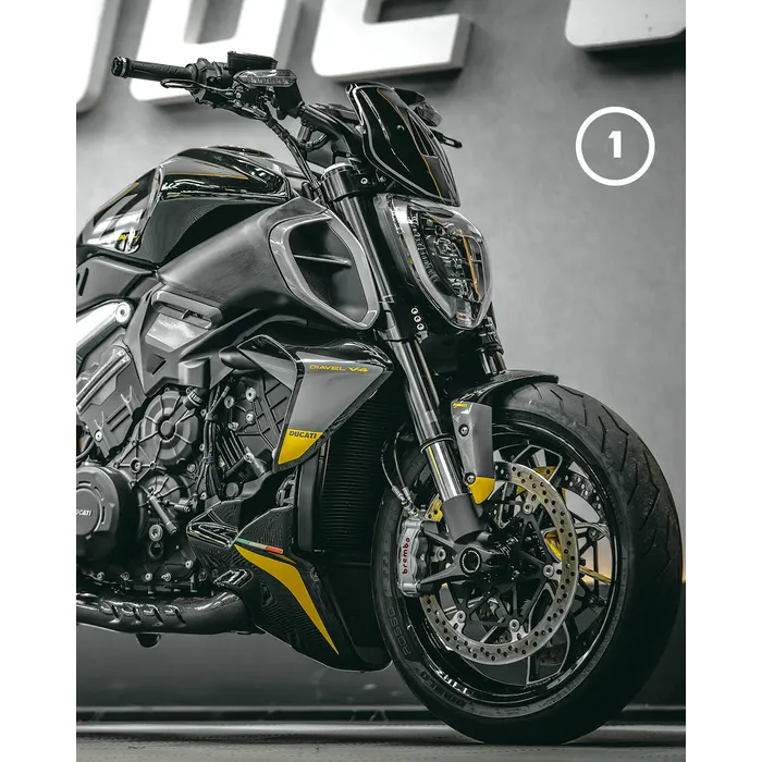 Triple clamps kit for DIAVEL V4